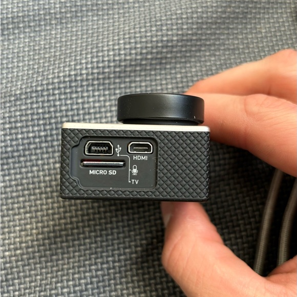 GoPro Hero 3+ and accessories - Picture 2 of 2